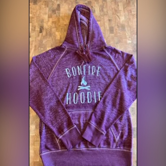 Unbranded Tops - Bonfire Hoodie- Maroon- Women’s Size Medium